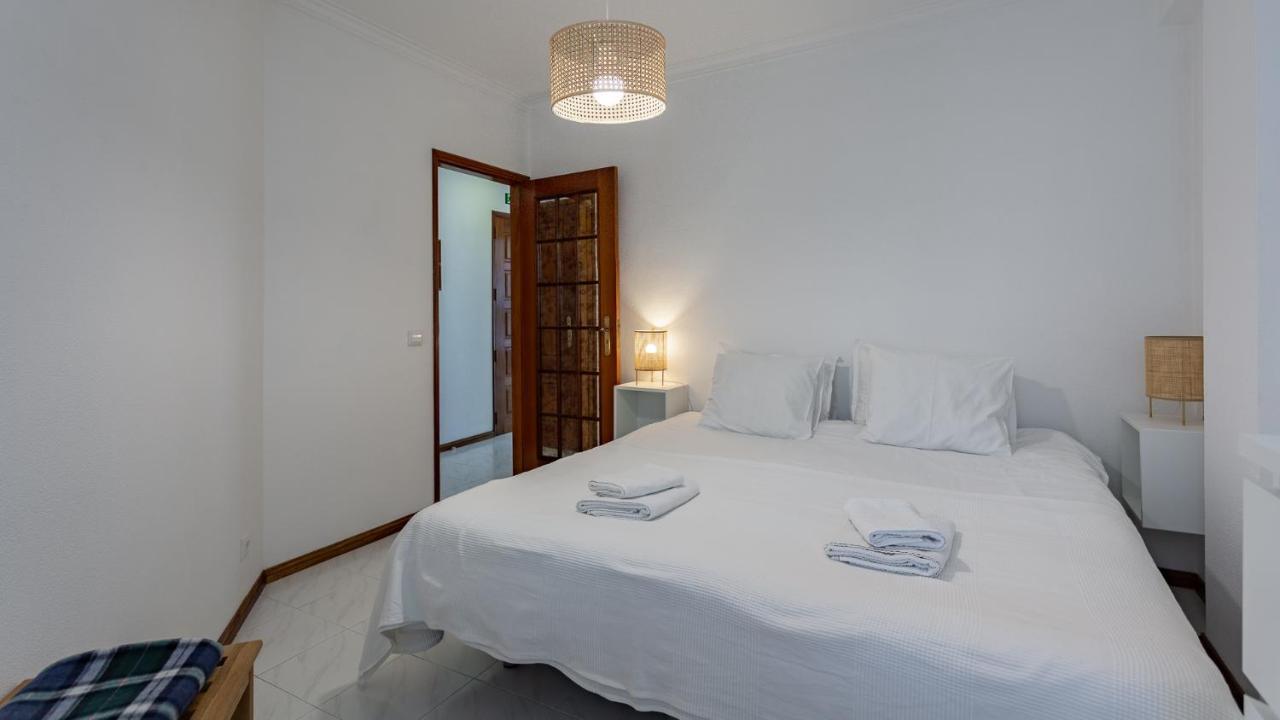 Bright 1Bdr Apartment W/Balcony By Lovelystay Vila Real de Santo António Eksteriør billede